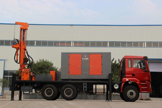 Wasserbohranlage mit Lkw-Antrieb