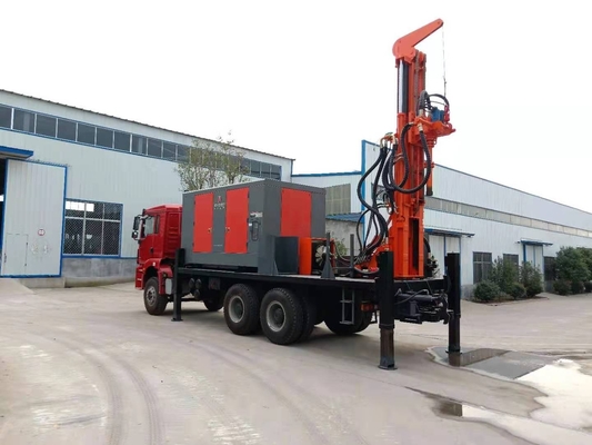 Wasserbohranlage mit Lkw-Antrieb