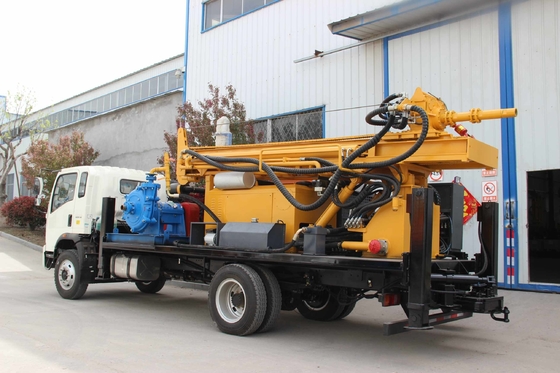 Wasserbrunnenaufbau mit Lastwagen Hydraulik-Crawler-Bohrmaschine Multifunktionales