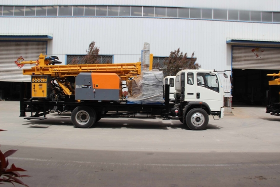 Wasserbrunnenaufbau mit Lastwagen Hydraulik-Crawler-Bohrmaschine Multifunktionales