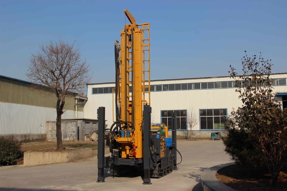 Portable Wasserbrunnen hydraulische Crawler-Bohrgerät mit Hilfsradiator