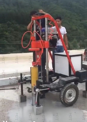 700mm Anhänger-Art Beton-Kompressions-Maschine für konkrete Prüfung